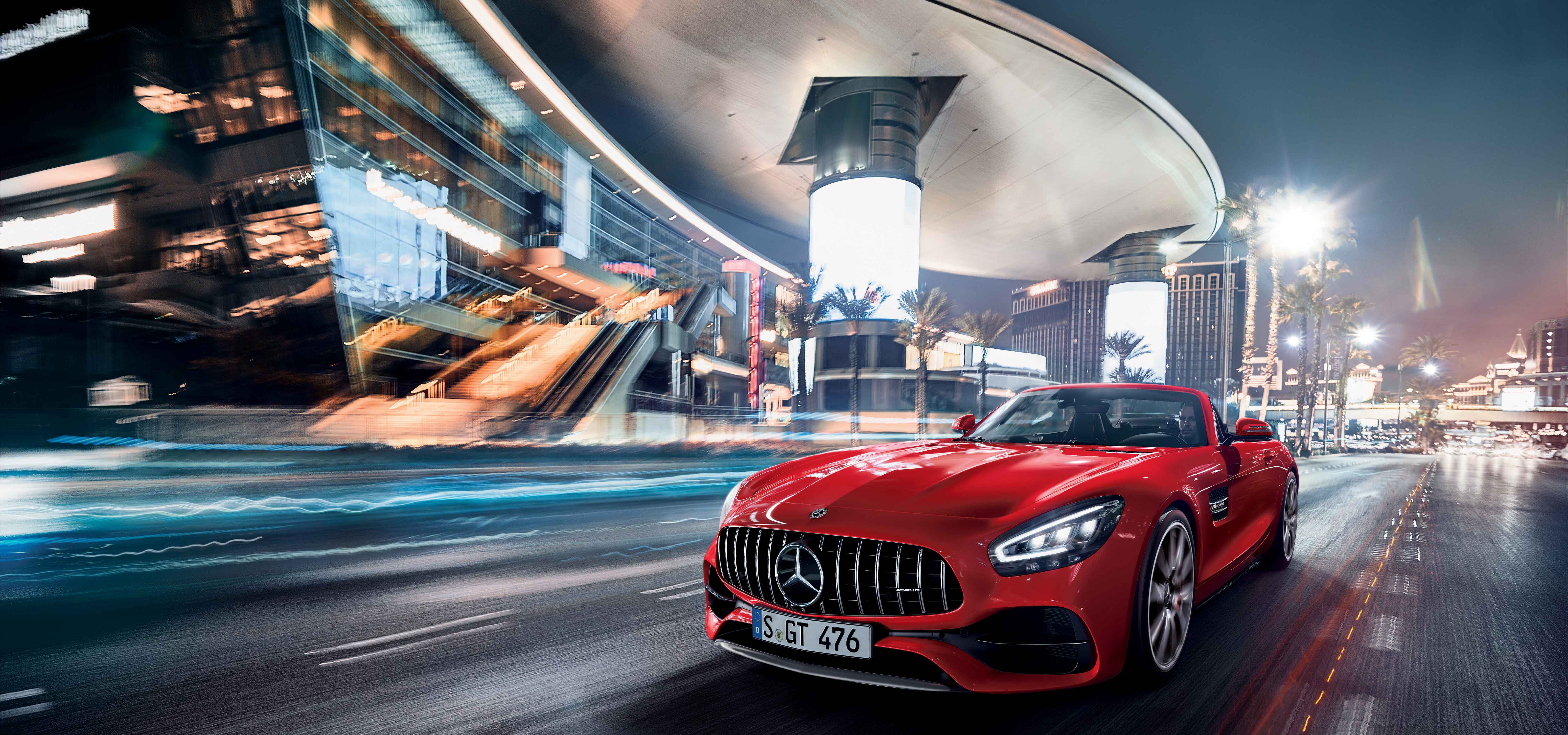 メルセデスAMG GT、エンジンをパワーアップするなど一部改良を実施|Mercedes AMG