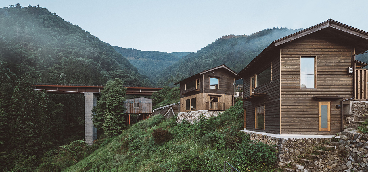 村全体がひとつのホテル。「NIPPONIA小菅 源流の村」の新棟開業｜TRAVEL