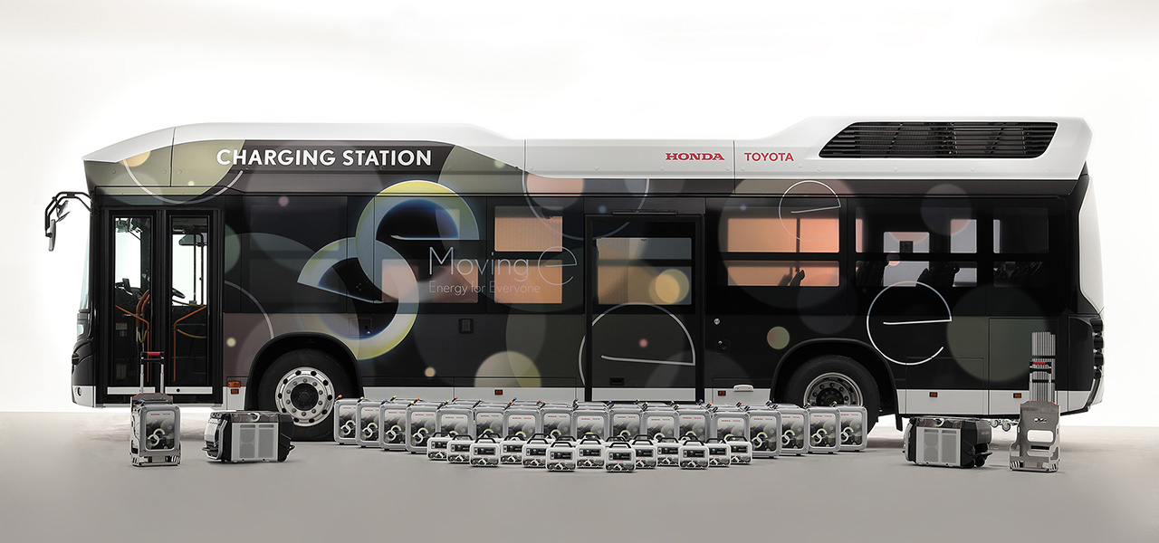 トヨタとホンダが協力し、移動式発電・給電システムの実証実験を開始|TOYOTA  & HONDA