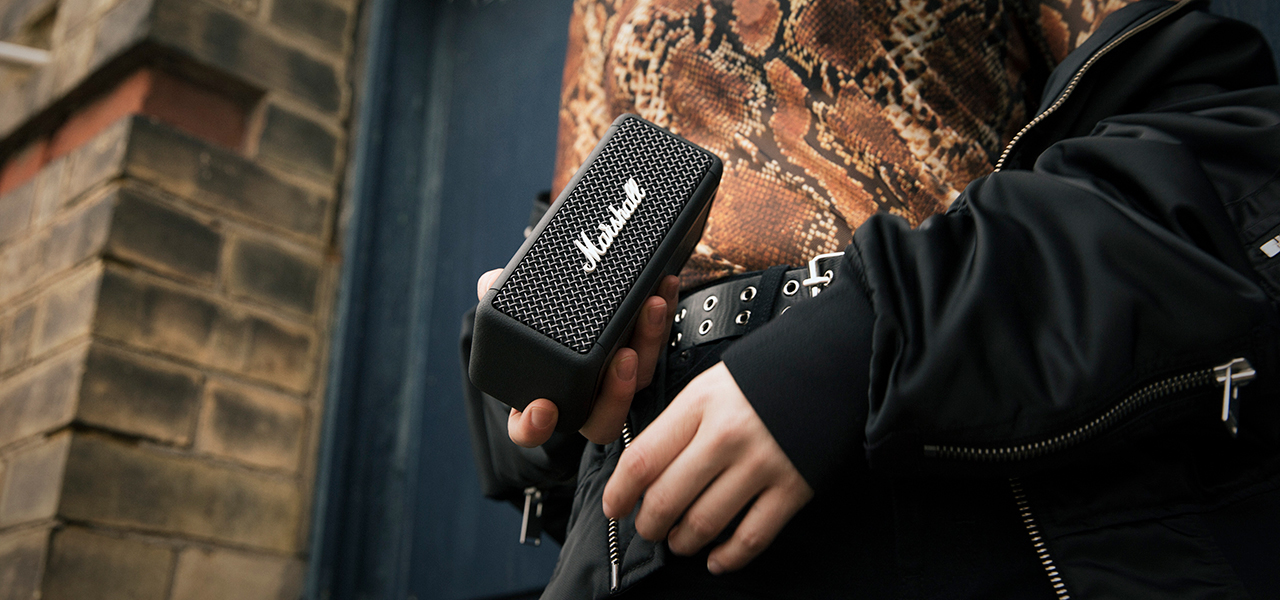 マーシャル史上最小ポータブルスピーカー「Emberton」｜Marshall