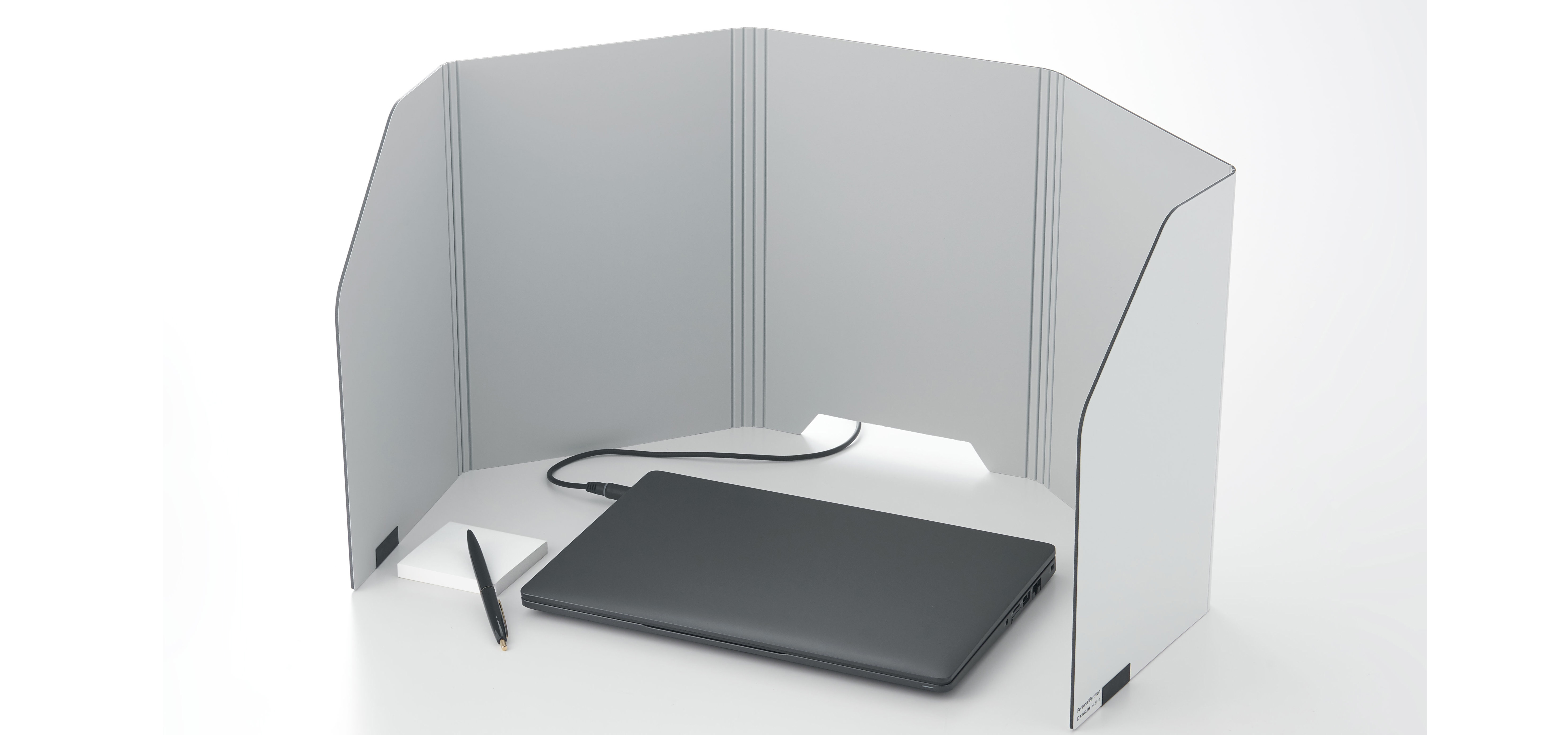 テレワーク時の集中スペースが手軽に作れる卓上パーティション  | KING JIM 