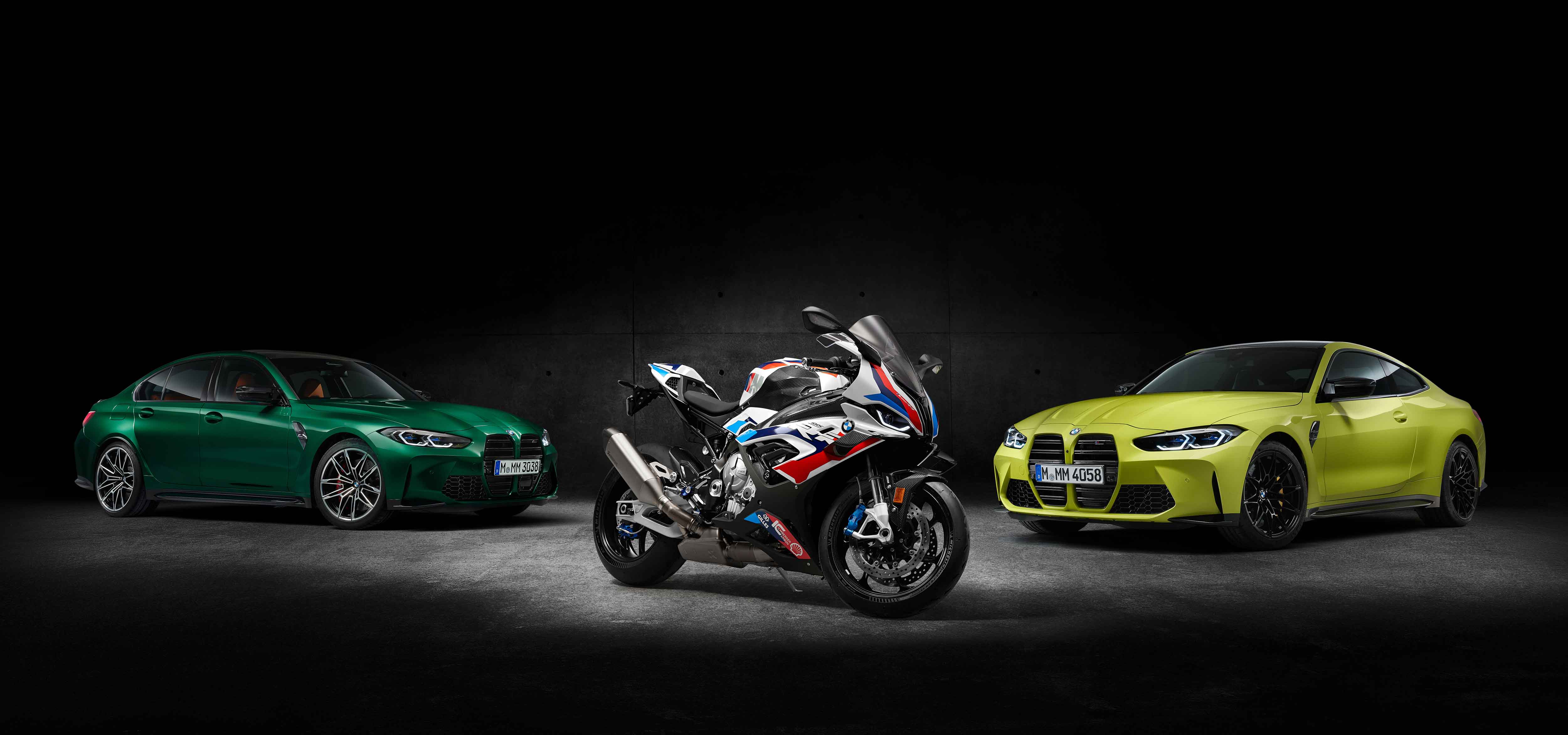 BMW、バイク初の“M”を冠した「M1000RR」発表|BMW