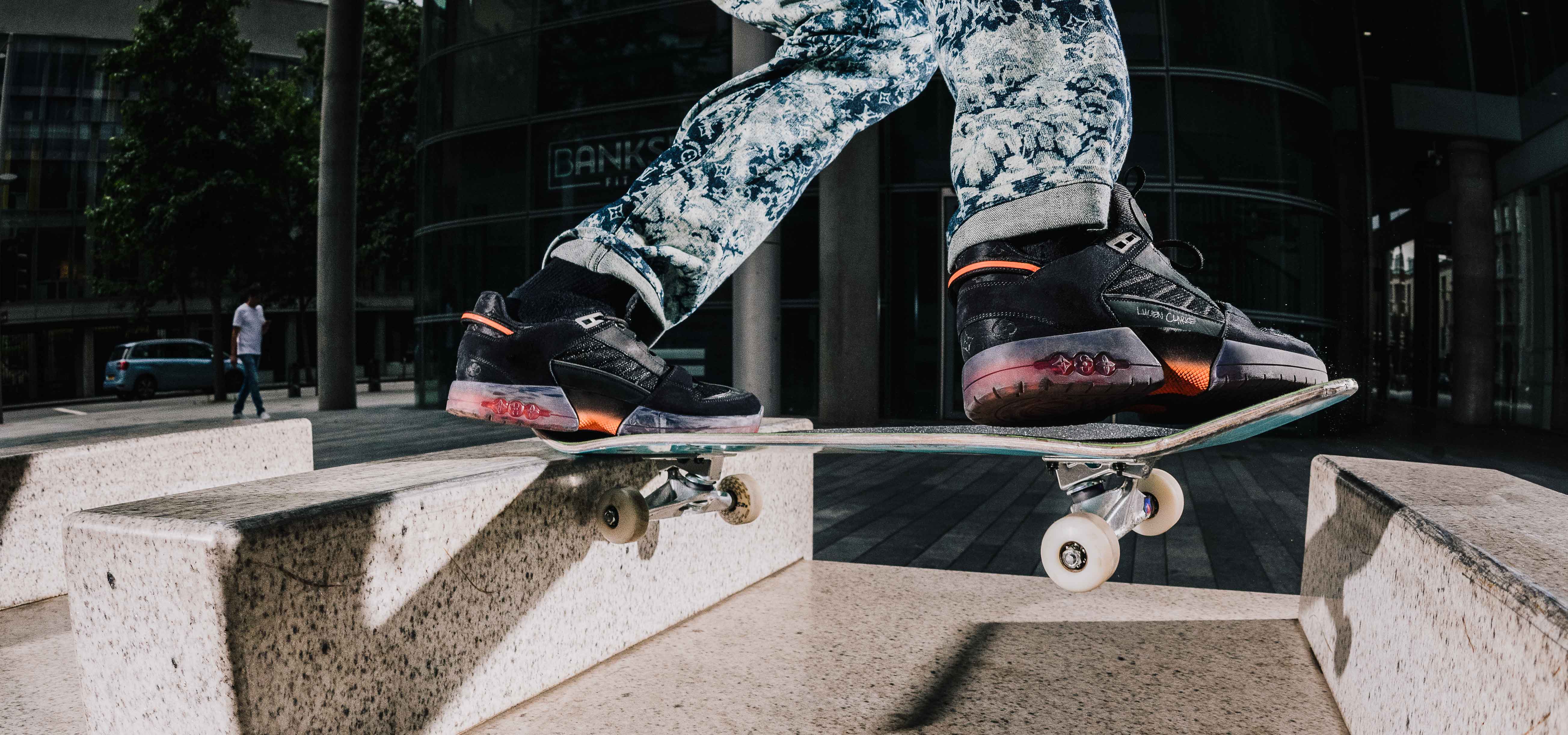 ヴァージル・アブローによるルイ・ヴィトンの新作メンズ・スニーカー「A View」|LOUIS VUITTON