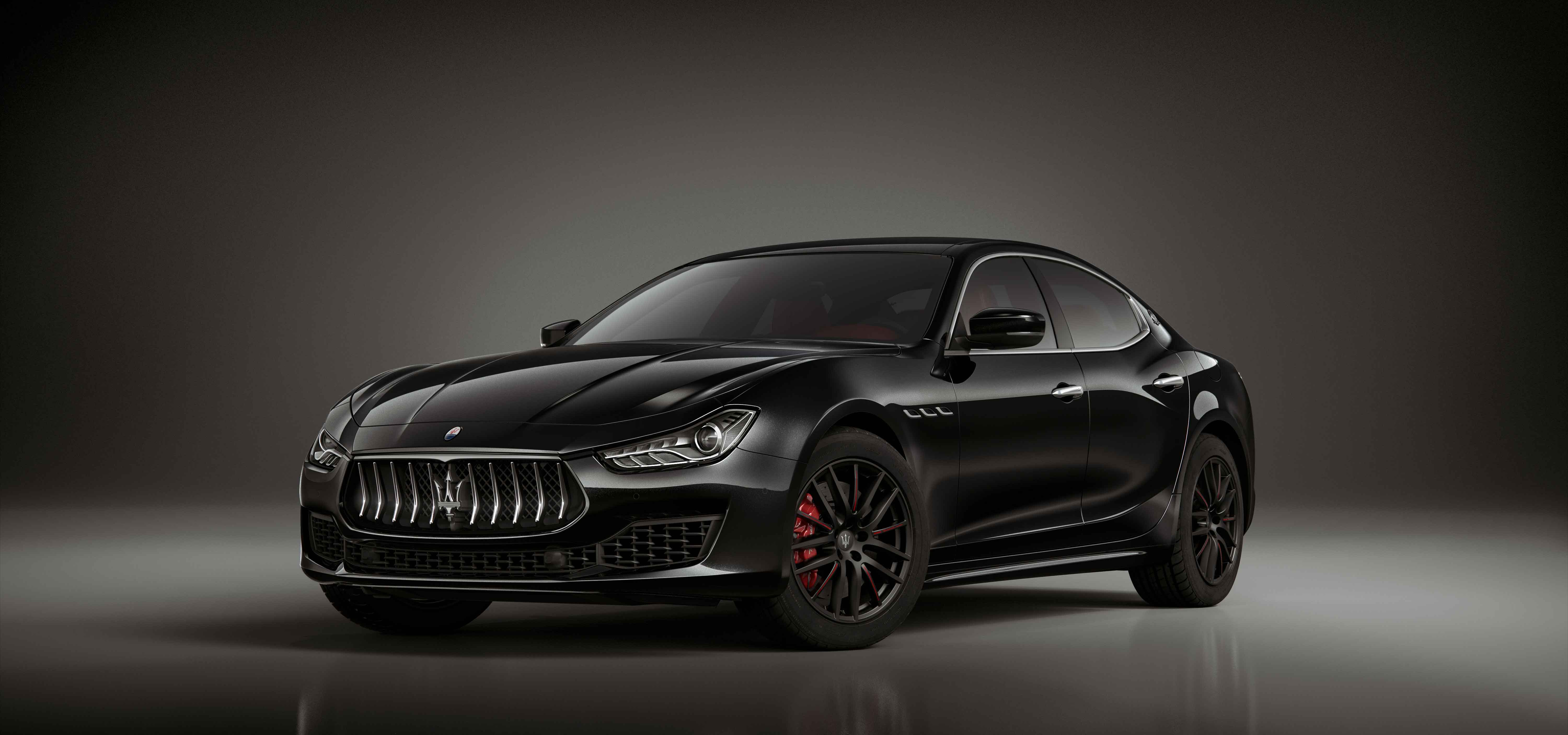 マセラティ、ディーゼル生産終了を記念した「ギブリ ファイナルエディション」を24台限定で発売｜Maserati