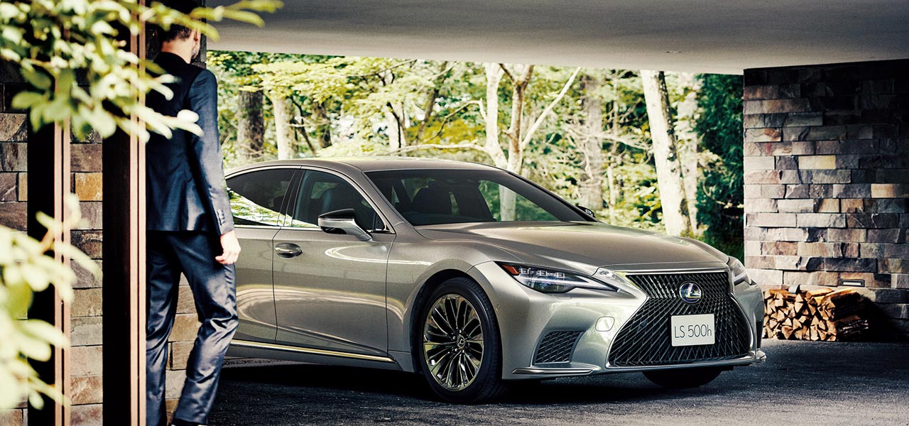 レクサスのフラッグシップモデル、LSがマイナーチェンジ|LEXUS