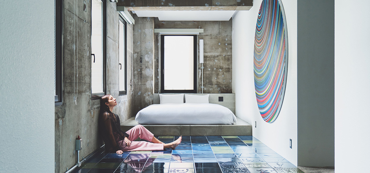 “疲れに行く”オルタナティブホテル!? 「BnA_WALL」が東京・日本橋に誕生|TRAVEL