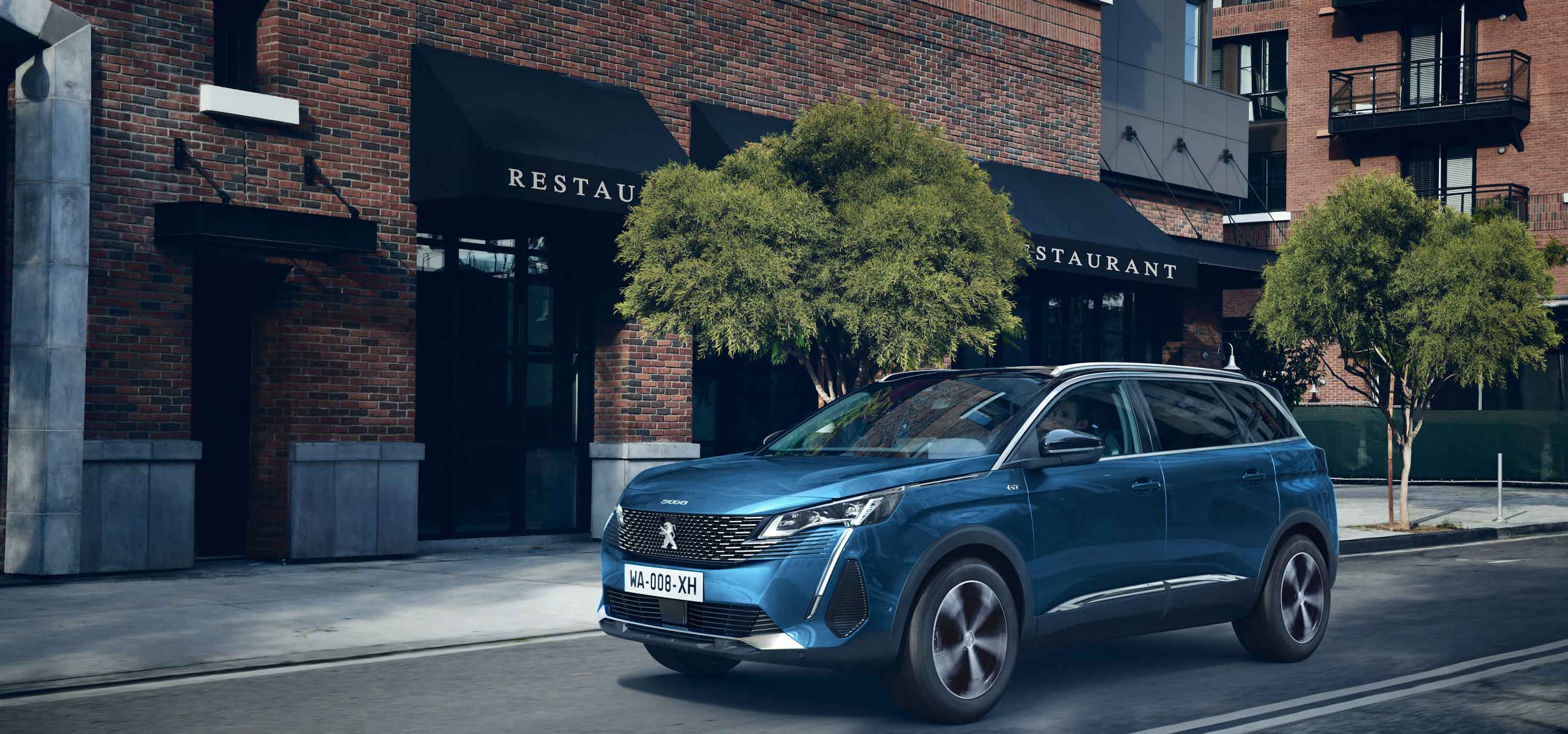 よりモダンに、よりスタイリッシュに。5008がフェイスリフト|Peugeot