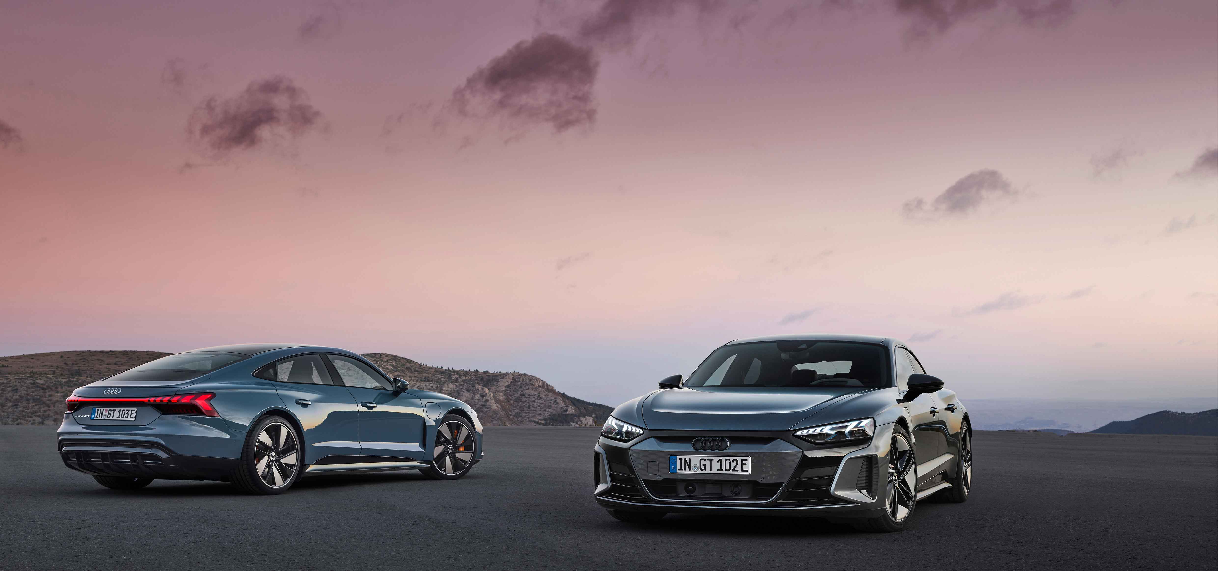 アウディが高性能な電動4ドアグランツーリスモの「e-tron GT」を発表|Audi