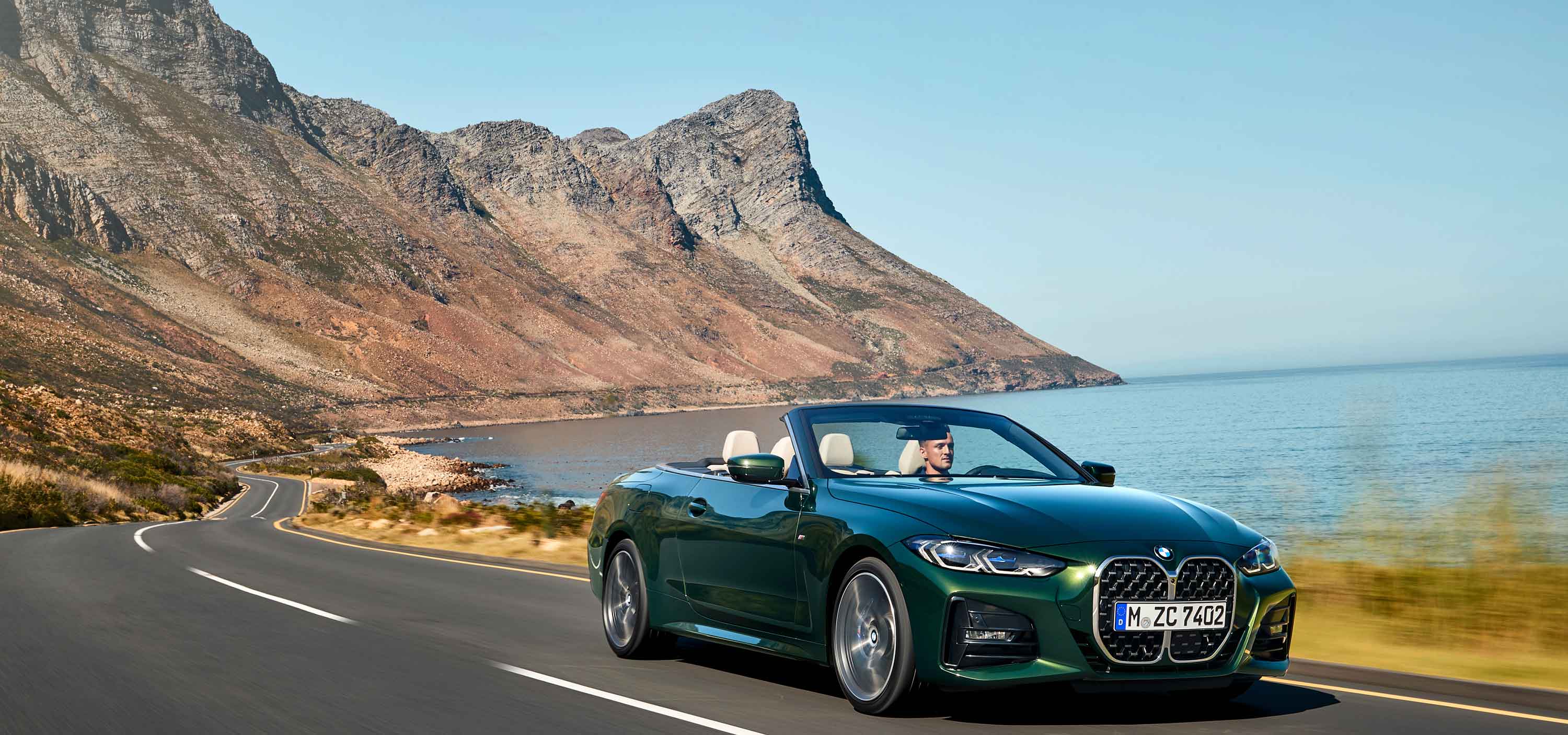 BMW4シリーズカブリオレに走行性能を高めたMモデルが誕生｜BMW