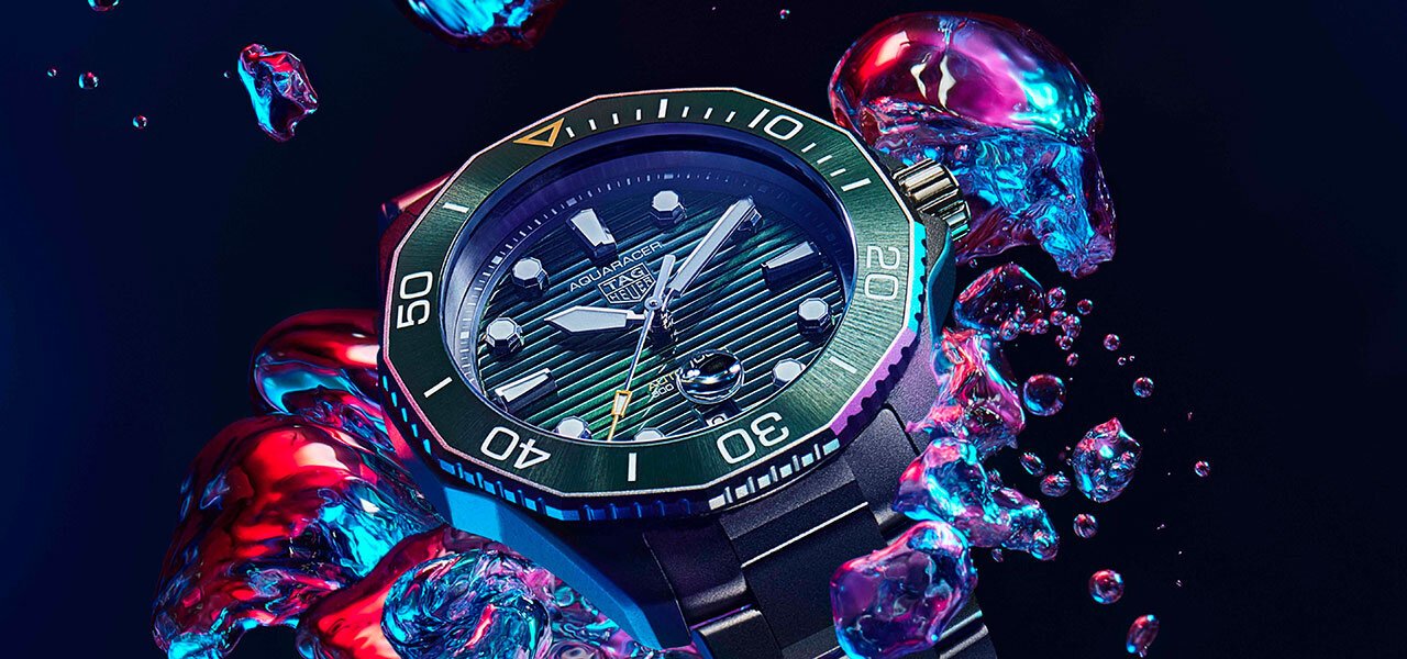 Watches & Wonders 2021新作。伝統を継承しながら、ジオメトリックなデザインにアップデート。「アクアレーサー プロフェッショナル300」｜TAG HEUER