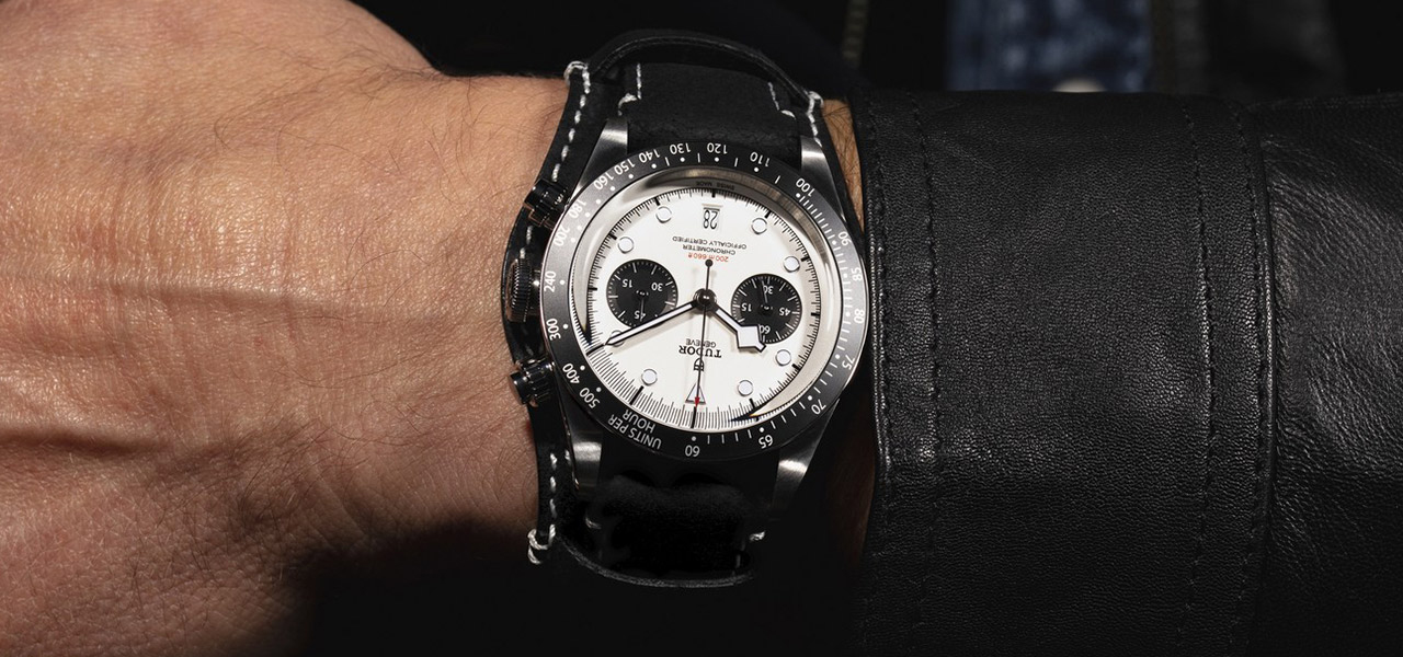 Watches & Wonders 2021新作。チューダーの水陸の伝統が融合された新作「ブラックベイ クロノ」|TUDOR