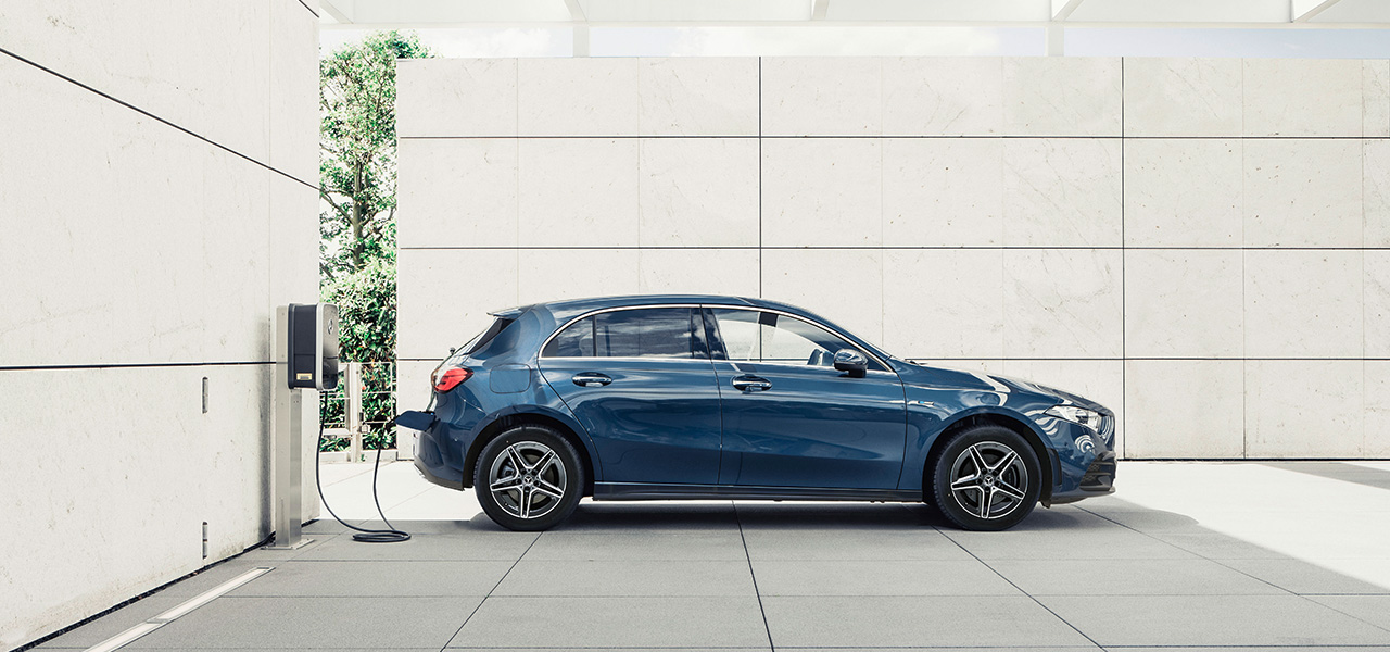 メルセデスのコンパクトカー初のPHEVモデルが登場「A 250 e」｜Mercedes Benz