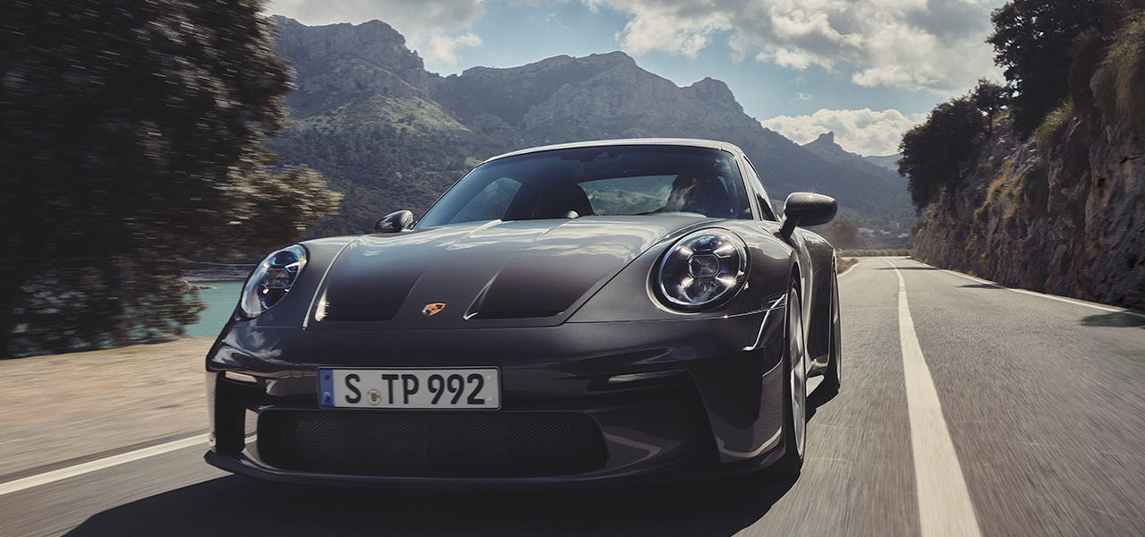 ポルシェ、“控えめな表現を好む高性能アスリート” 911 GT3ツーリングパッケージを導入｜Porsche