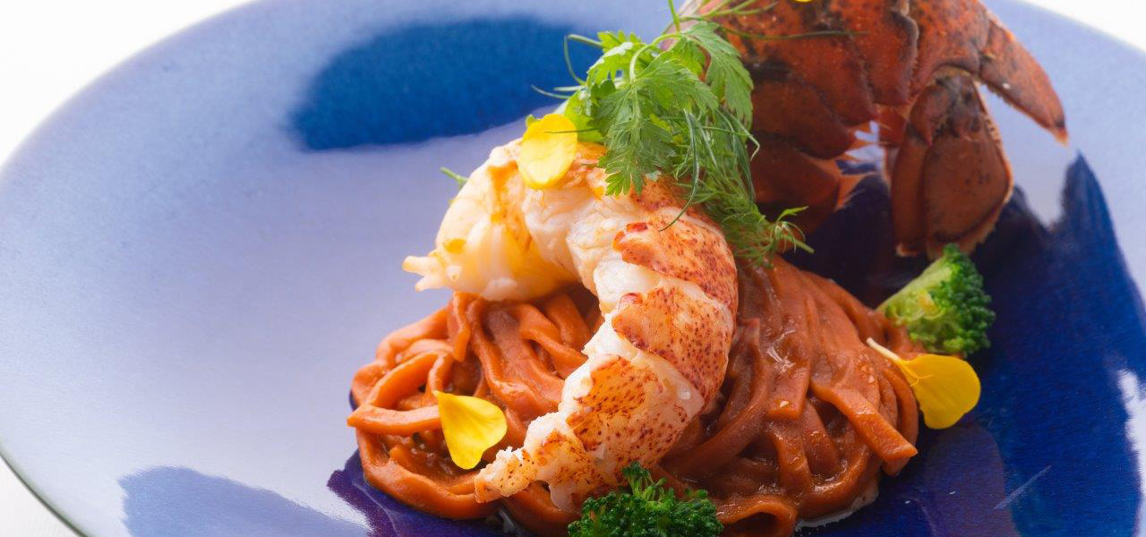 7月限定！　全国26人のシェフによる「オマール海老×スパイス・ハーブ」｜HIRAMATSU