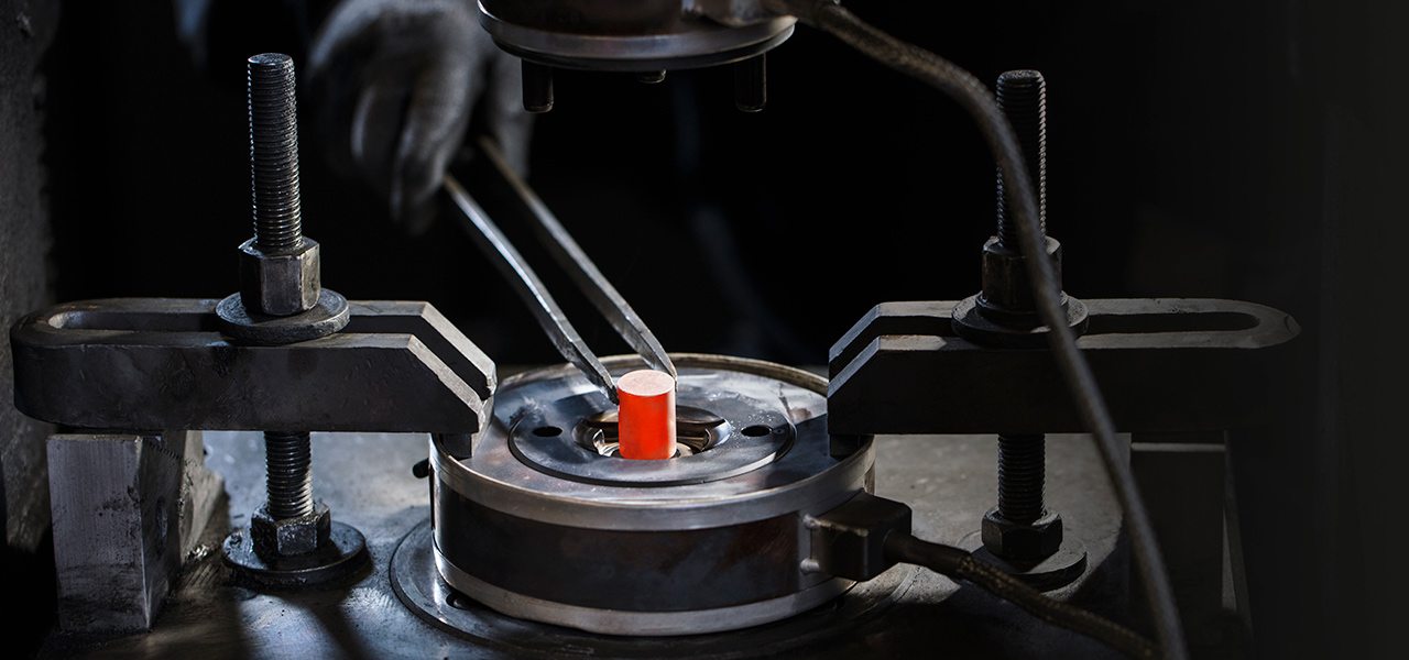 CHAPTER 3 チューダー製ブロンズモデルの存在意義|TUDOR