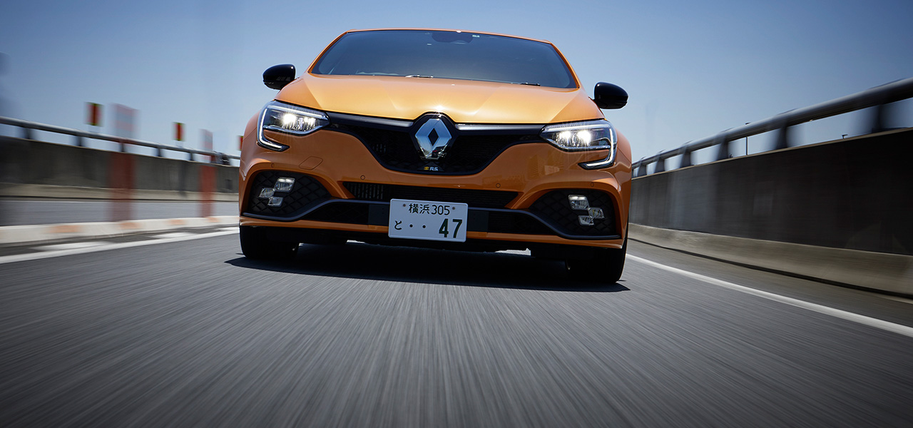 円熟の域にある究極のハンドリングマシン──ルノー メガーヌR.S. に試乗|Renault