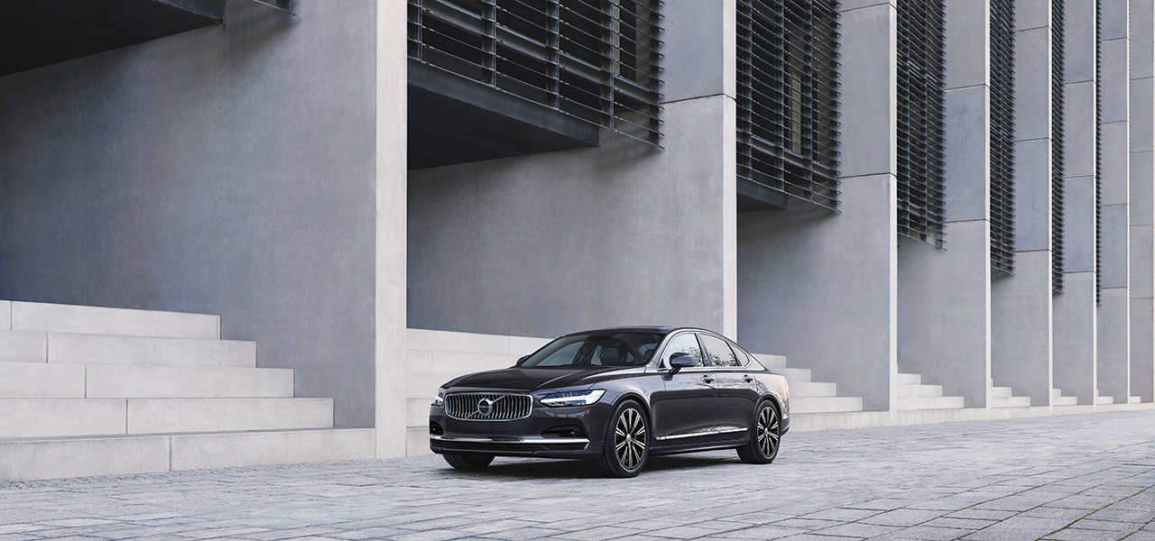 ボルボ、フラッグシップセダンS90の再販売を開始｜VOLVO