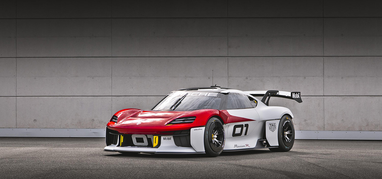 ポルシェ、フル電動モータースポーツのコンセプトモデル「ミッションR」を発表|Porsche