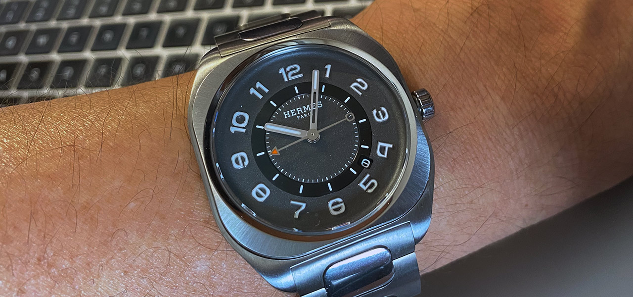 「エルメス H08」を腕に試載したOPENERS編集者による本音・独白|HERMÈS