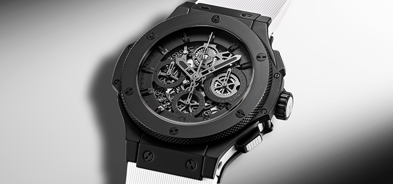 ウブロ得意のシックなモノトーン演出。77本のみという希少性も魅力！｜HUBLOT