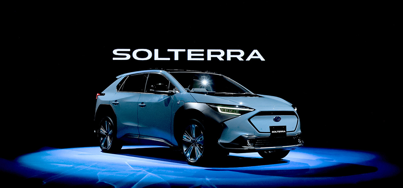 初のグローバルBEVソルテラをワールドプレミア｜SUBARU