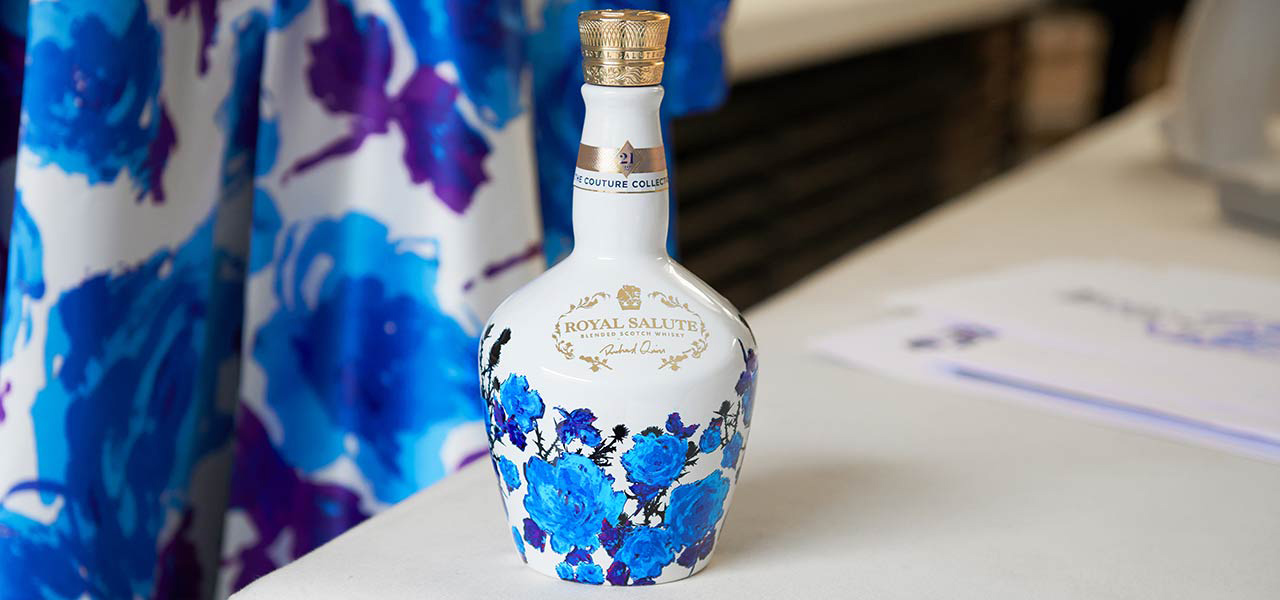 “資産ウイスキー”としてリビングの棚に長期保有するならこちら。限定ボトルのローヤルサルート｜ROYAL SALUTE