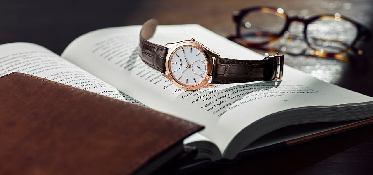 クラシカルな外観と、圧倒的な薄さ。スタンダードなルックスを得た新作「シチズン エコ・ドライブ ワン」|CITIZEN