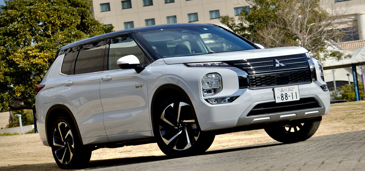 三菱のフラッグシップSUV、新型「アウトランダーPHEV」に試乗──走りも見た目も上質に｜MITSUBISHI