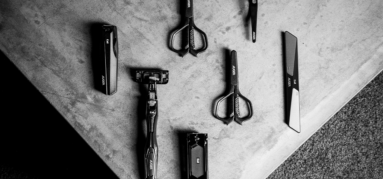 刃物メーカー貝印によるグルーミングツール新ブランド「AUGER」が登場|AUGER