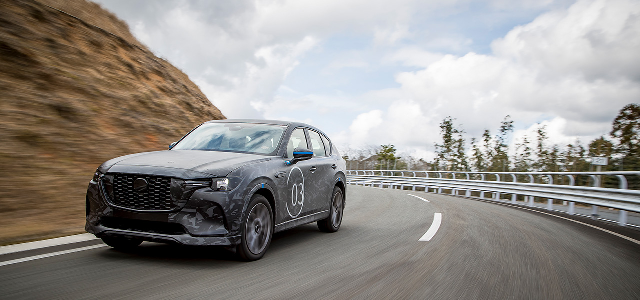 マツダの新型SUV、CX-60のプロトタイプに試乗──ロードスター990Sと同様の足まわりがもたらす走りやいかに?|MAZDA