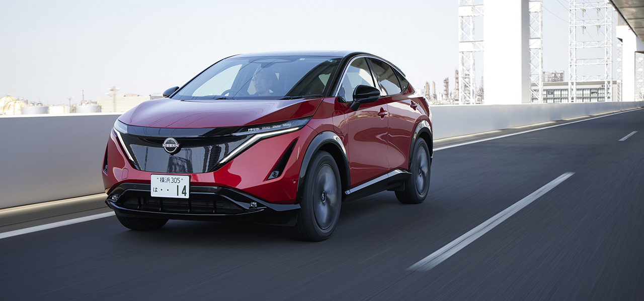 日産渾身のBEV「アリア」に試乗、その走りをリポート｜NISSAN
