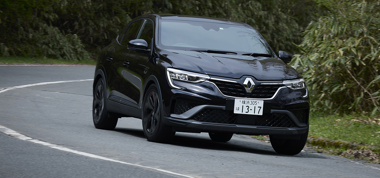 ルノー アルカナに試乗──F1マシン由来のハイブリッドシステムを搭載したクーペSUVの走りとは？｜Renault