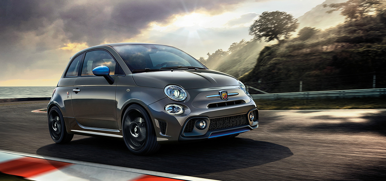 アバルト595に個性的なエクステリアを備えたMT仕様の新グレードF595が誕生 |ABARTH