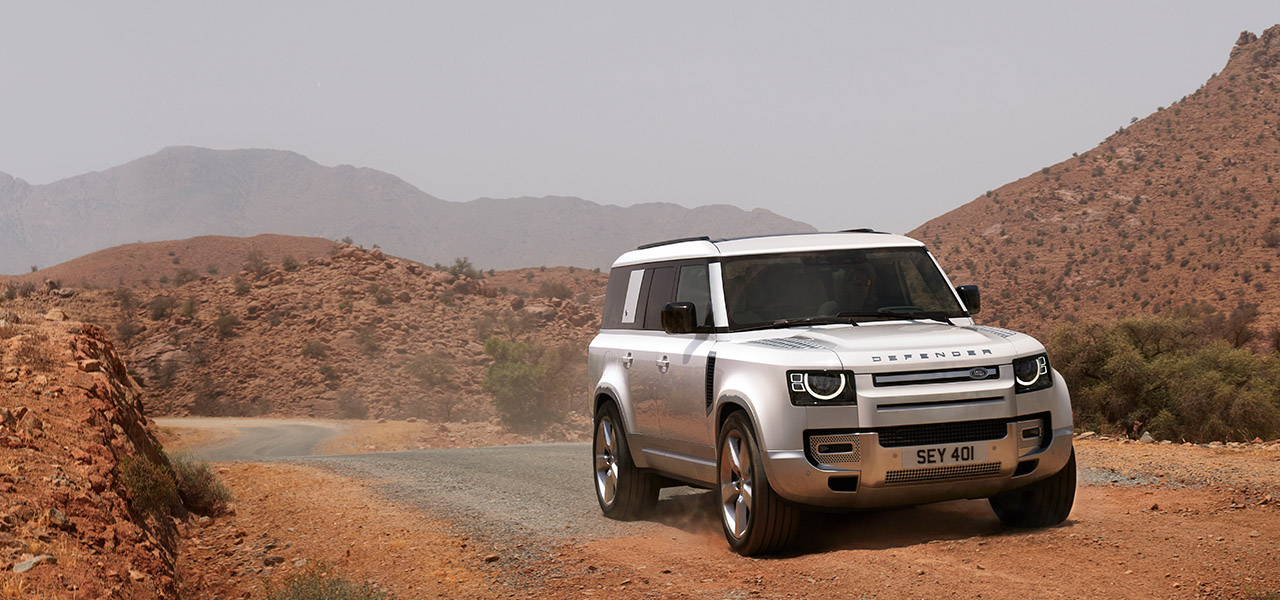 ディフェンダーに8人乗りのニューファミリー「130」登場|Land Rover