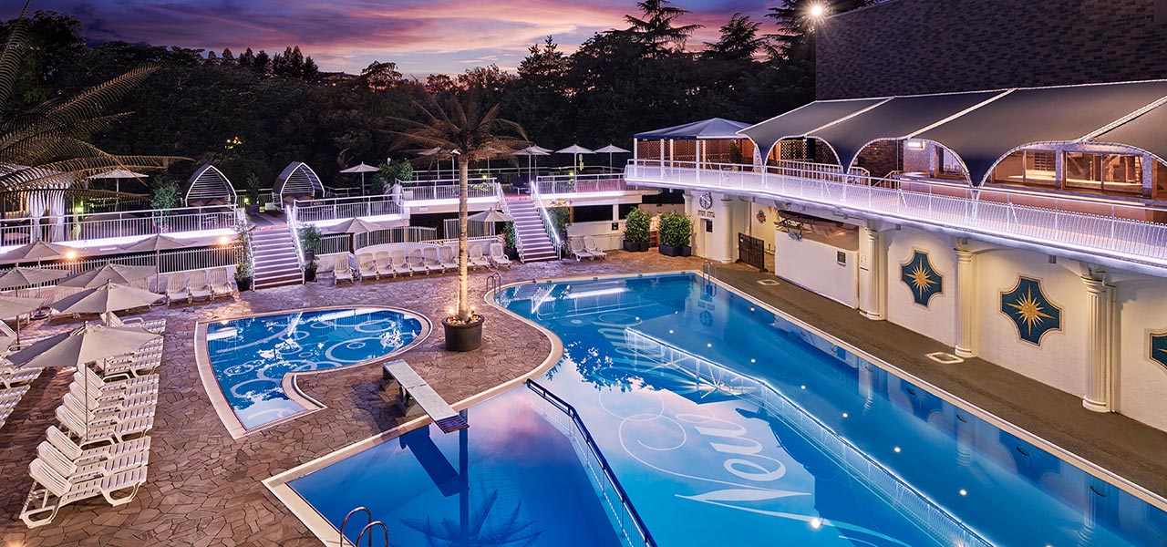 都内で叶うラグジュアリーなリゾートステイ。あの「GARDEN POOL」が今年もオープン|HOTEL NEW OTANI