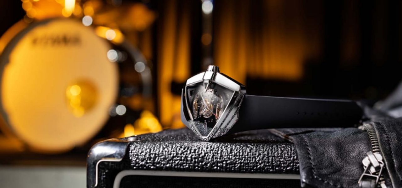 デザインのユニークさが光る「ベンチュラ」の新作モデルが登場|HAMILTON