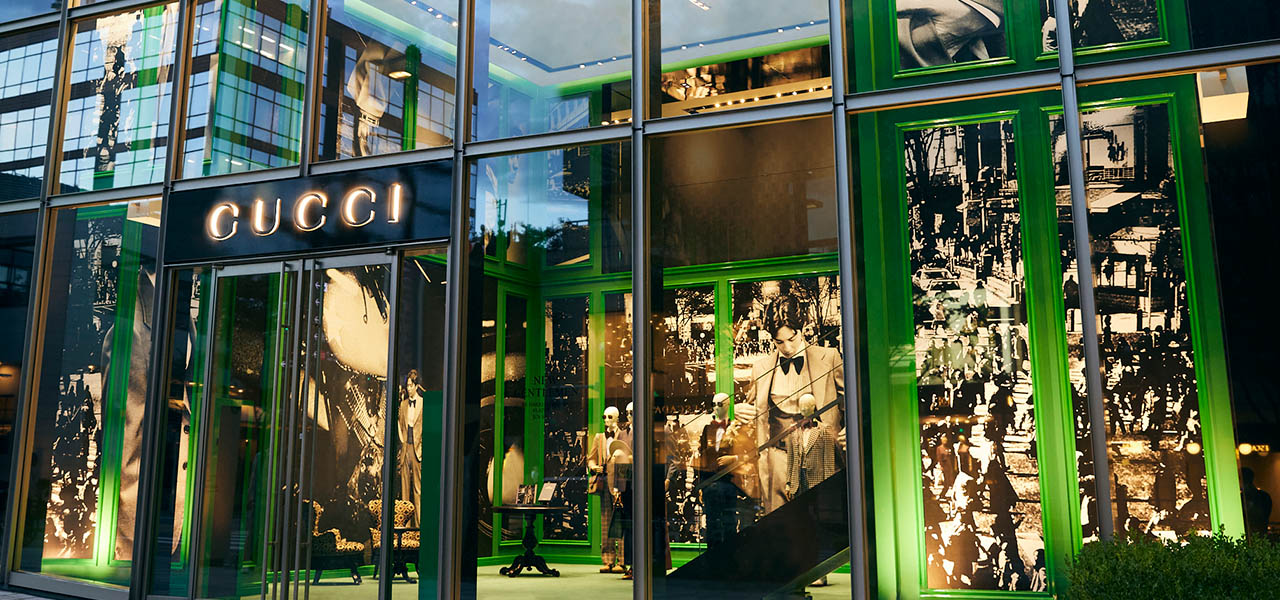 現代日本における男性の在り方とは。「浅間国際フォトフェスティバル2022 PHOTO MIYOTA」｜GUCCI