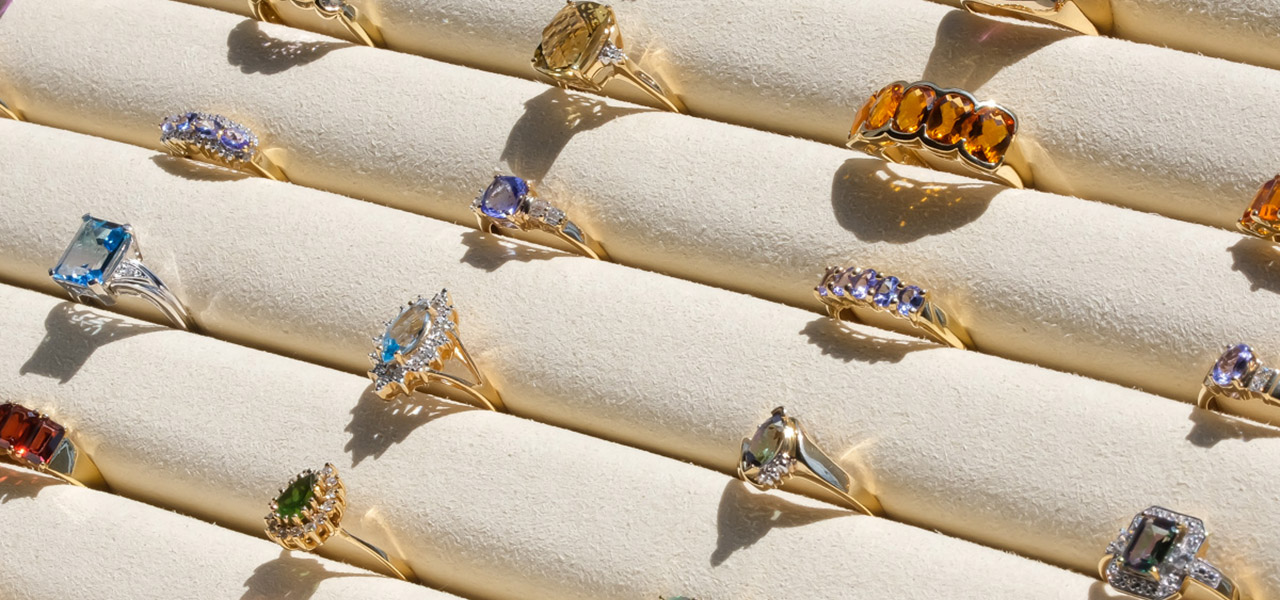 サステナブルなヴィンテージジュエリーで季節を彩る｜chili