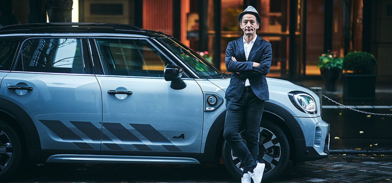 モータージャーナリスト 小沢コージが語る、MINI CROSSOVER PHEVの魅力|MINI