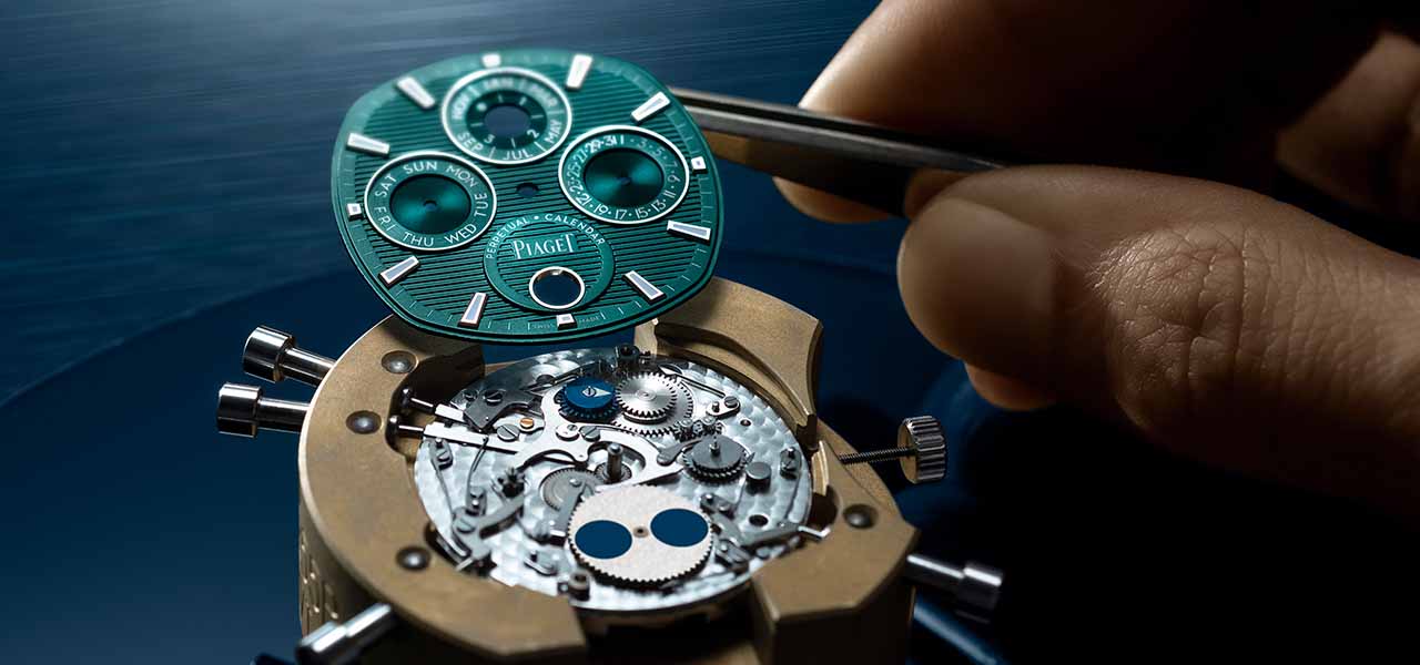 「ピアジェ ポロ」に永久カレンダー搭載の薄型モデルが登場｜PIAGET