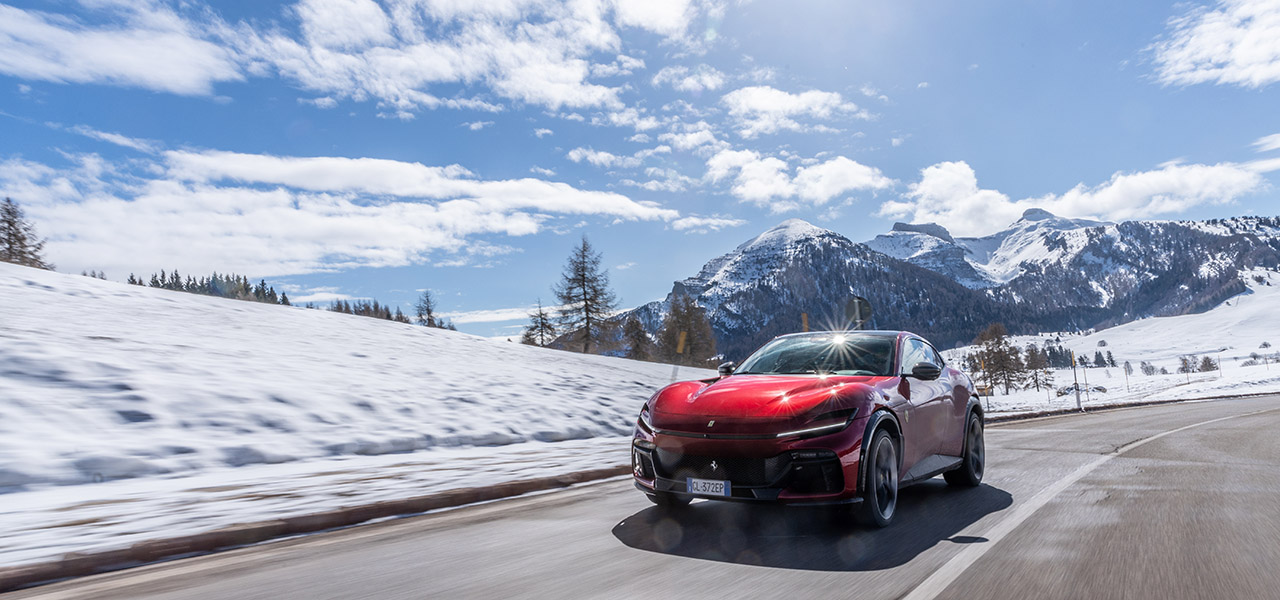 フェラーリプロサングエに北イタリアで試乗──快適性と多用途性を兼ね備えたオールラウンドスーパーカー|Ferrari