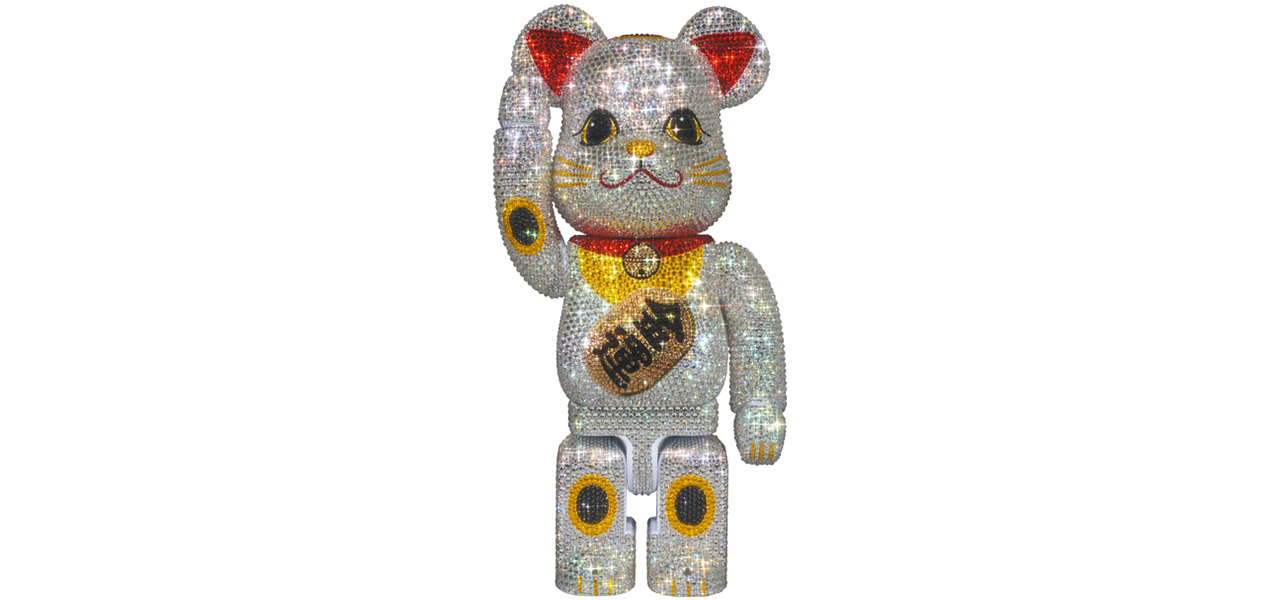 CRYSTAL DECORATE BE@RBRICK 招き猫 金運 400％｜MEDICOM TOY