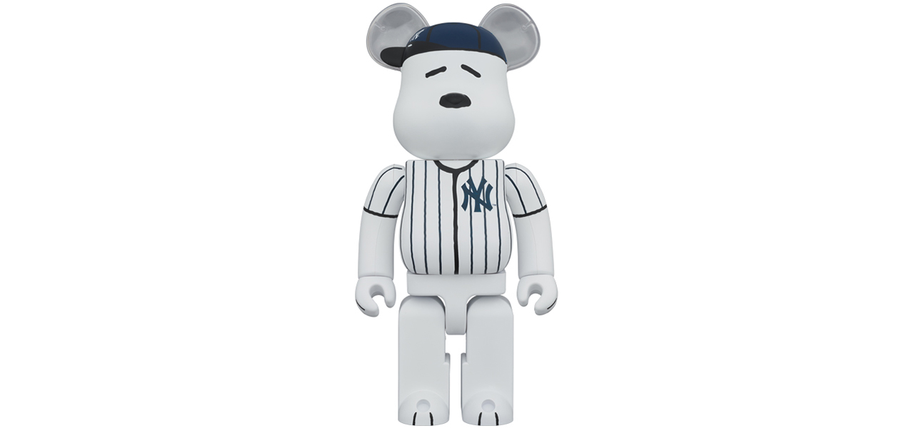 MLB × PEANUTS BE@RBRICK SNOOPY (NEW YORK YANKEES) 1000％｜MEDICOM TOY