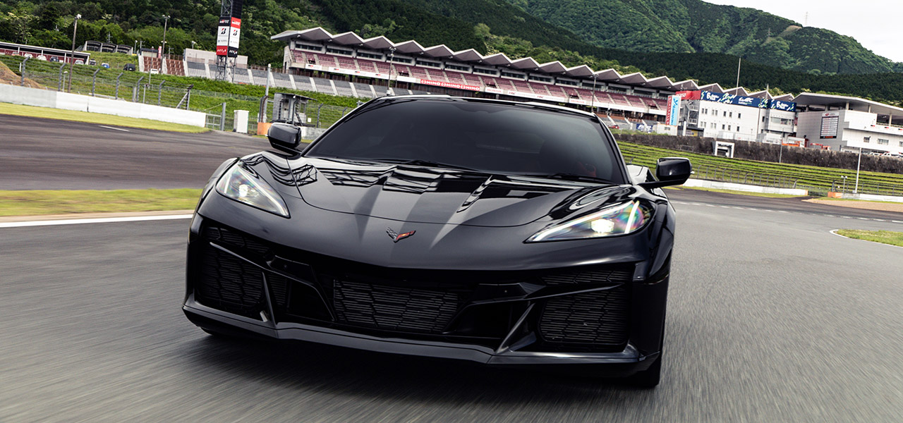 公道を走るレーシングマシン──コルベットの高性能スペシャルマシン「Z06」を日本初披露|Chevrolet