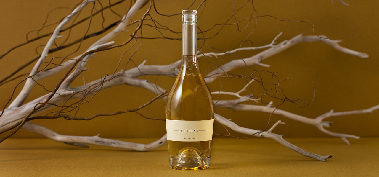 手間と時間を惜しまず仕込んだ、焼酎の新たなスタイル。ラグジュアリー蒸留酒「HITOYO」誕生｜FEATURE