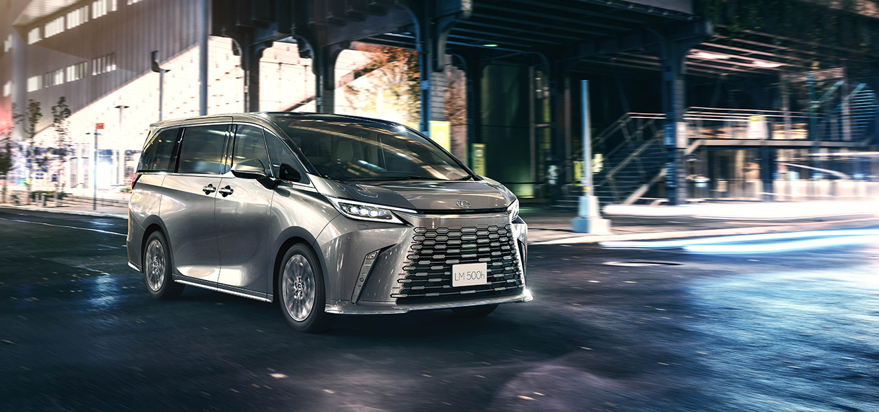 ショーファードリブンに特化したラグジュアリーMPV「レクサス LM」が発売|LEXUS