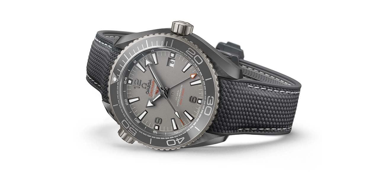 セラミック製の新作「シーマスター プラネットオーシャン ダークグレー」｜OMEGA