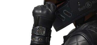 オートバイ計器の特別なデザインを採用した新作「BR 03-94 BLACKTRACK」｜Bell & Ross