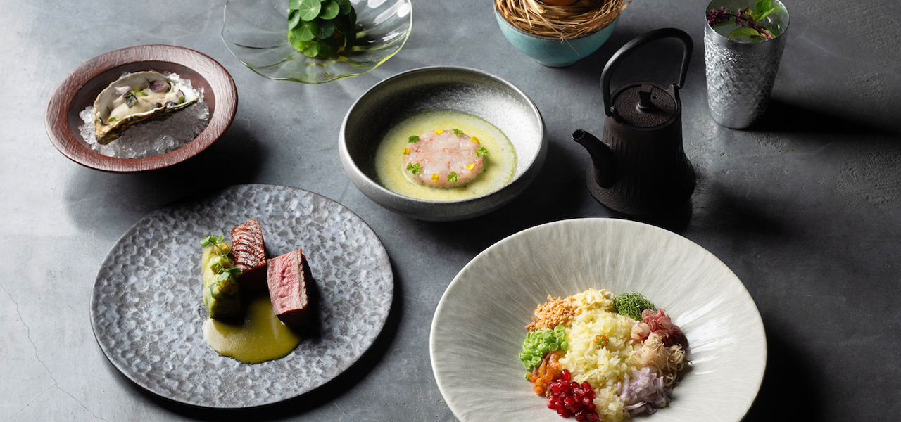 麻布台ヒルズに話題のタイ料理が初上陸。カジュアルラインの「SAAWAAN BISTRO」|EAT