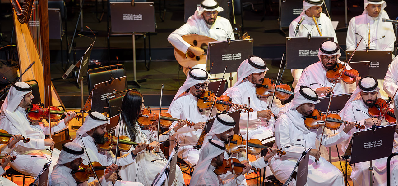 サウジアラビアはなぜ眩しいのか？